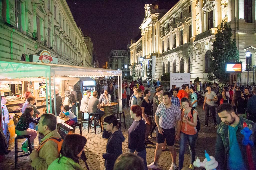 Sunny Old Town Apartments Bucarest Exterior foto