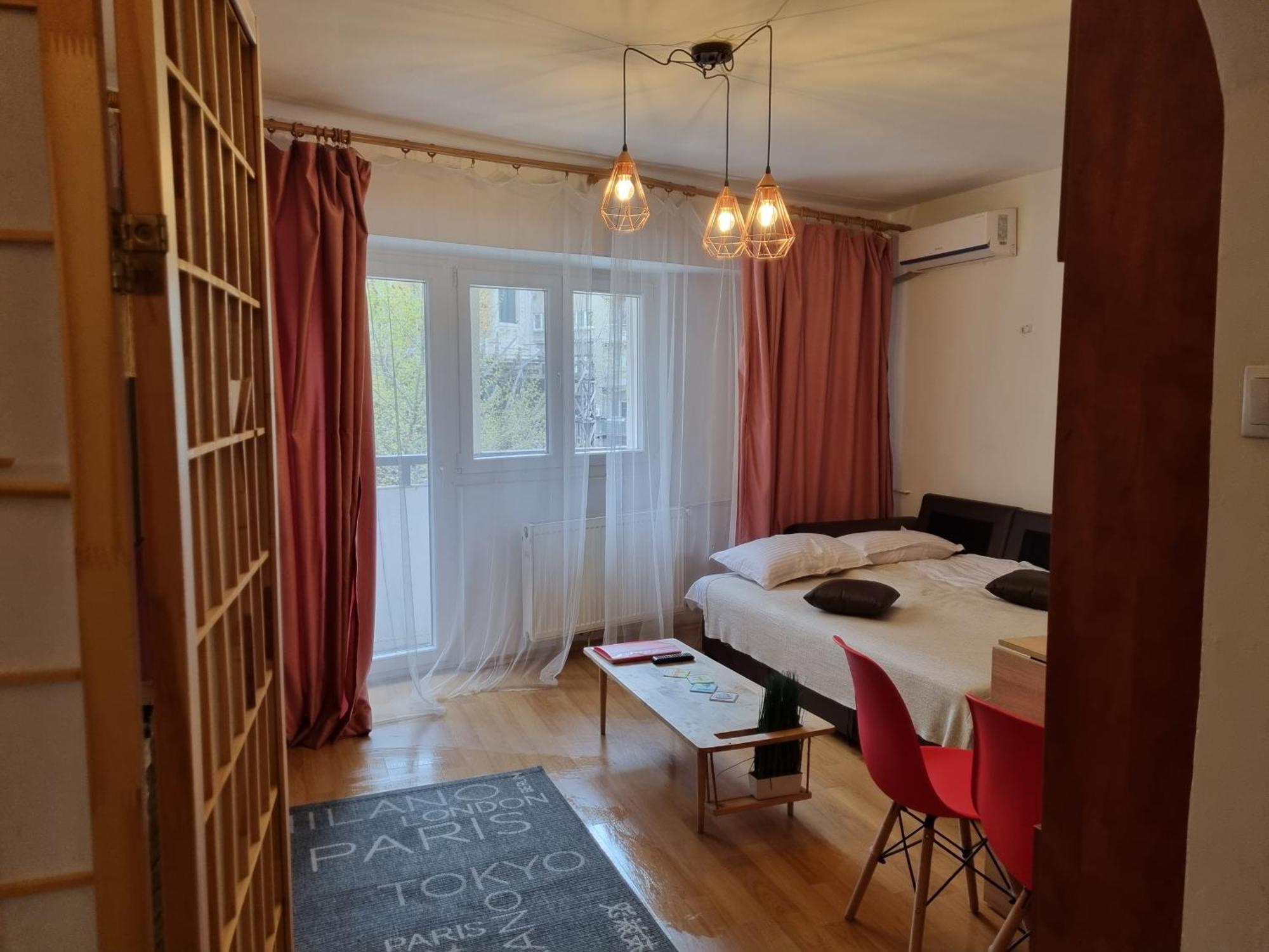 Sunny Old Town Apartments Bucarest Habitación foto